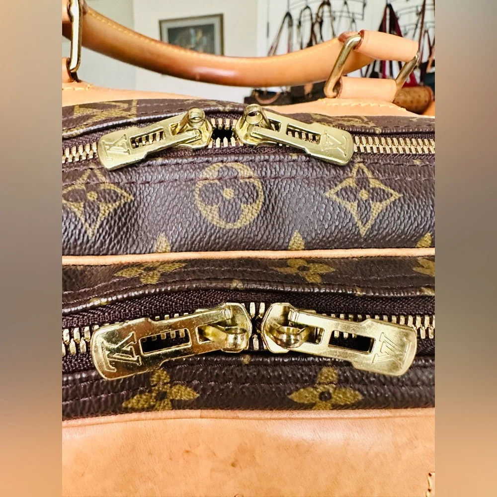 Louis Vuitton Monogram Alize 24h Travel Bag - Picture 7 of 16